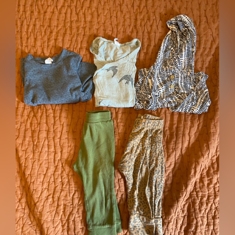 Kate Quinn Play Clothes Bundle size 12-18 months